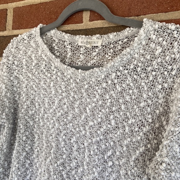 Aeropostale Silver Sweater - Picture 8 of 12
